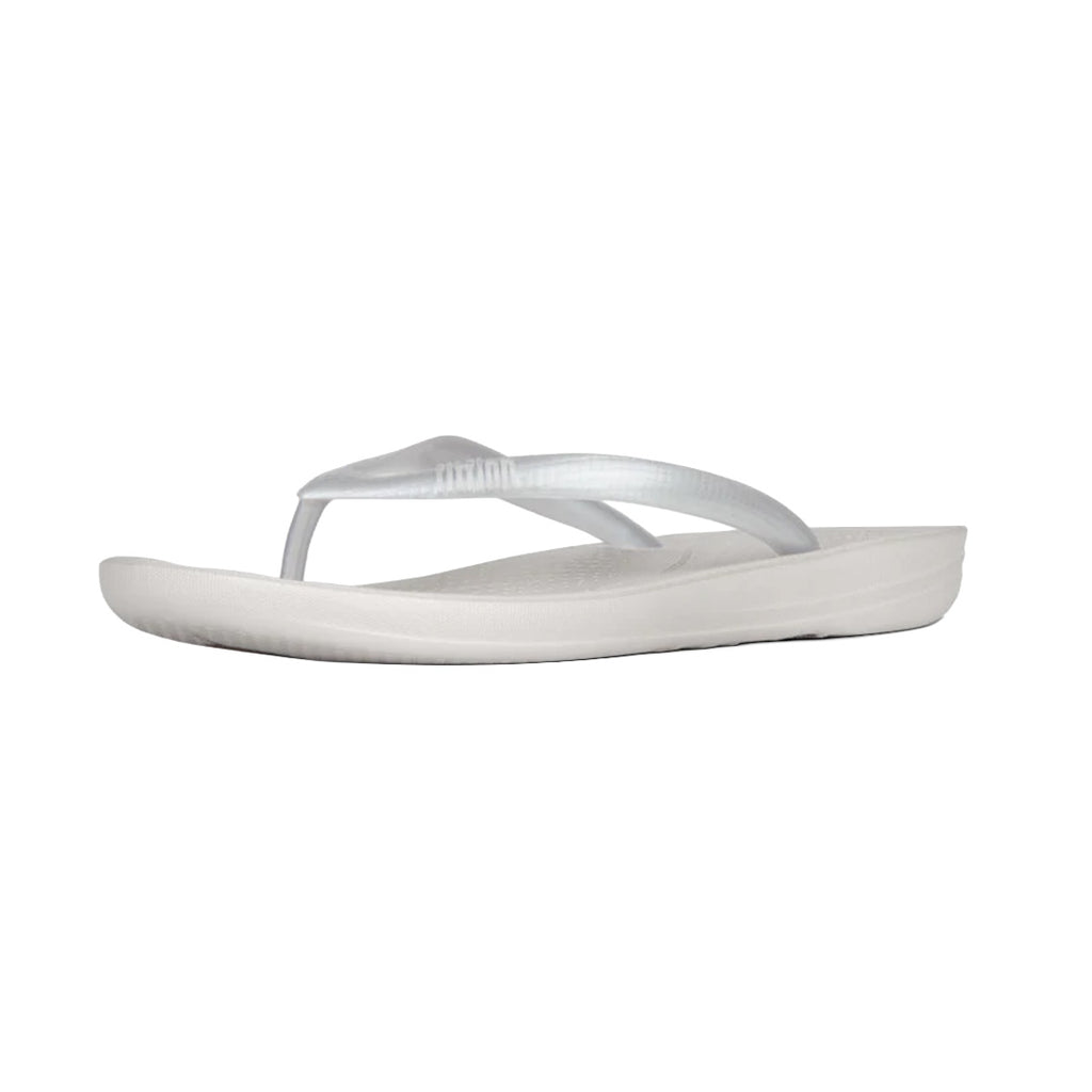 FitFlop - iQuishion Ergonomic Flip Flop Womens Silver