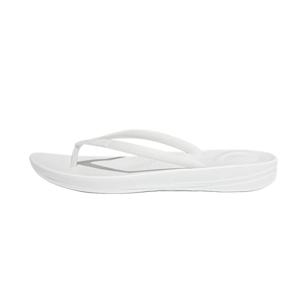 FitFlop - iQuishion Ergonomic Flip Flop Womens Urban White