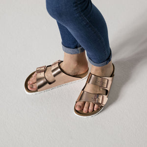 Birkenstock - Arizona SFB Metallic Leather Sandal